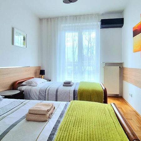Saska Kepa Apartment Varsó Kültér fotó