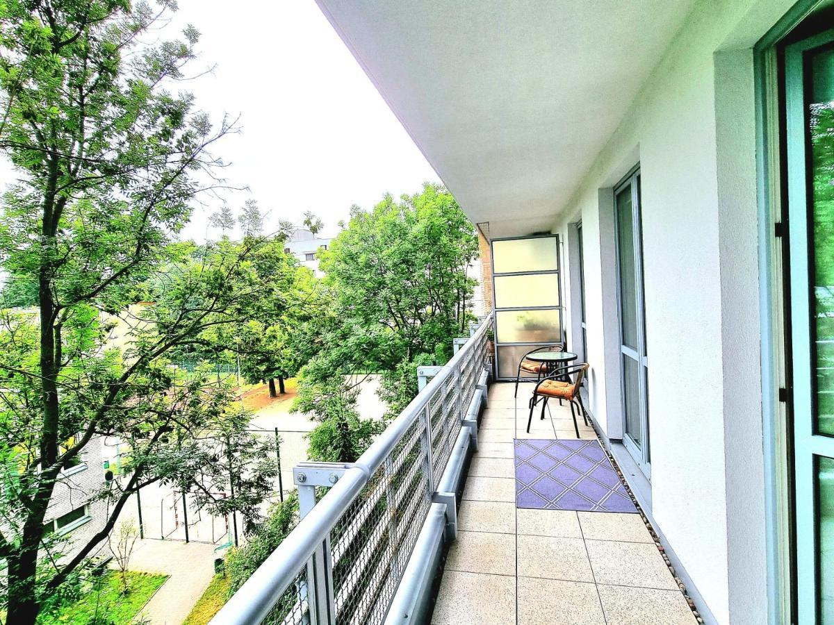 Saska Kepa Apartment Varsó Kültér fotó